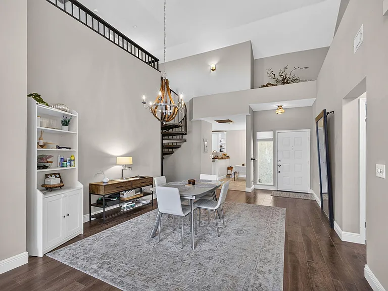1603 Mizzenmast Way — Photo 9