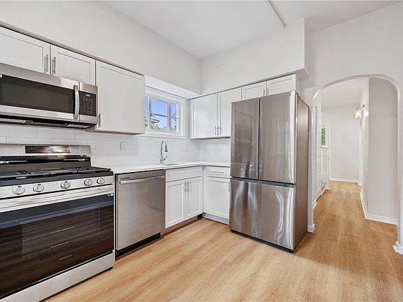 2nd image of 306 Marie Ave