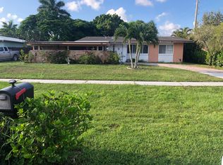 981 Orchid Dr, Royal Palm Beach, FL 33411