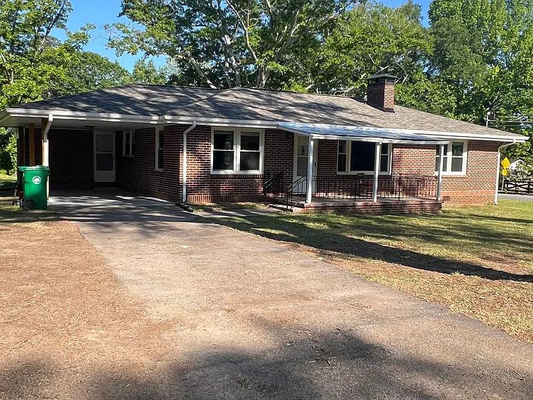 2031 Brockett Rd — Photo 1