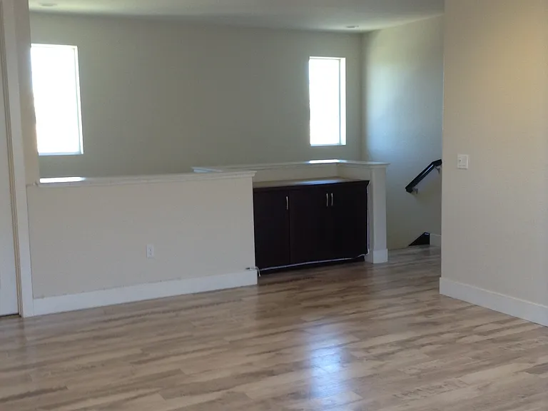 413 Wayland Loop — Photo 29