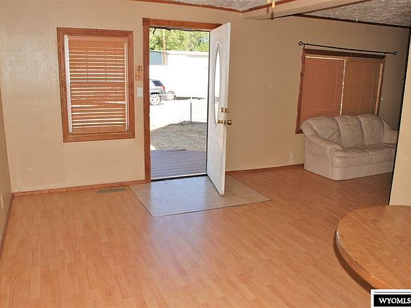 3rd image of 301 S 2nd St