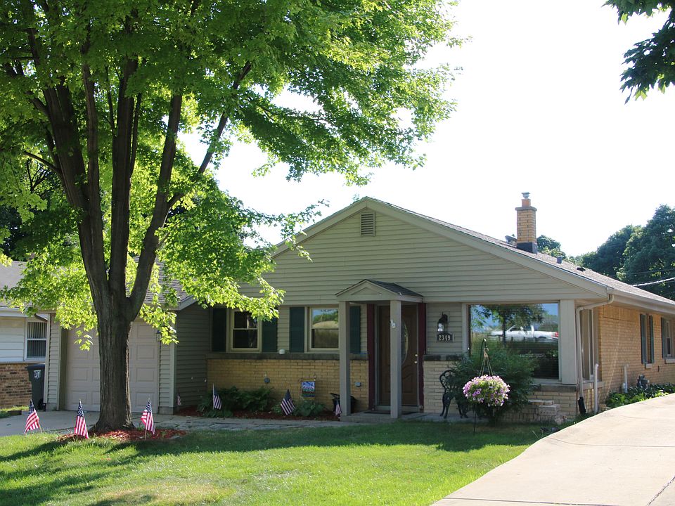 1st image of 2349 N 113th St