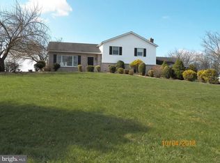 3930 W Weaver Rd, Greencastle, PA 17225