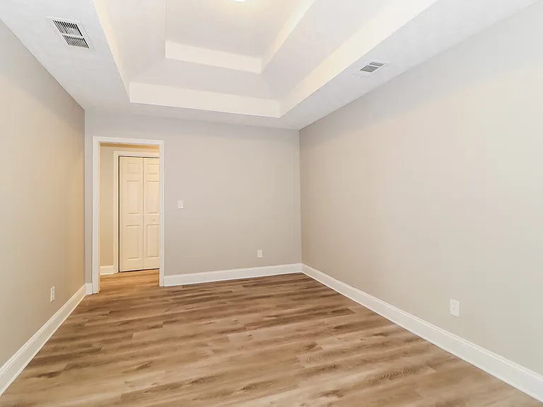 2950 Northcliff Dr — Photo 17
