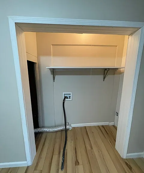 213 Columbus Dr — Photo 12