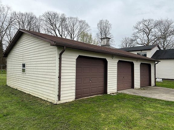 2nd image of 20292 East St
