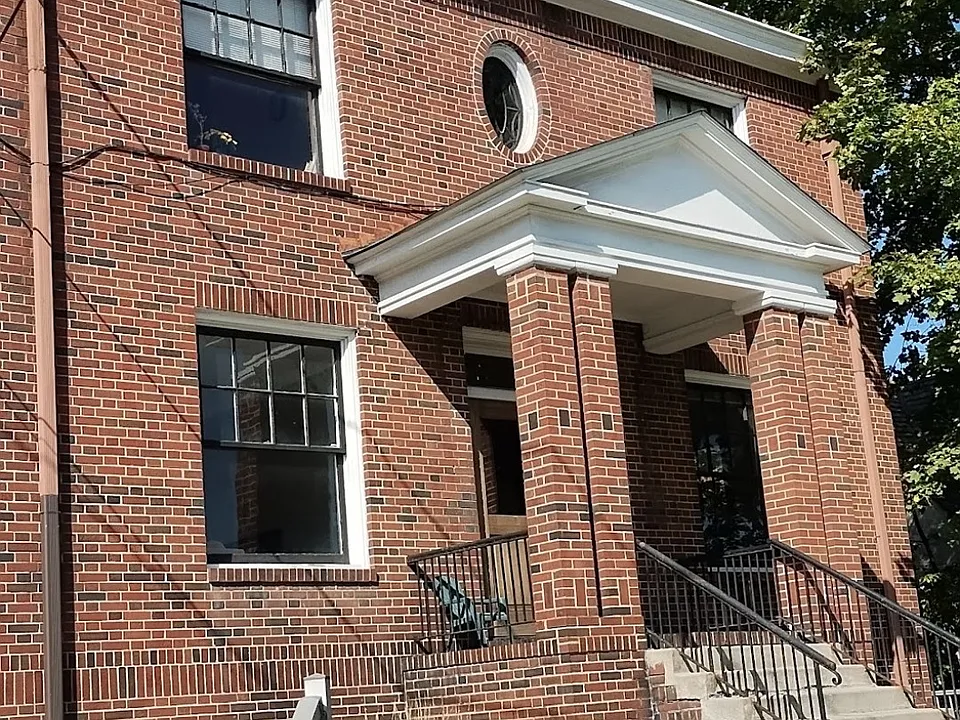 403 N Center Ave #1