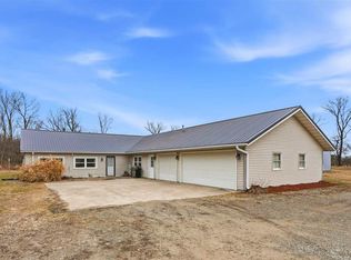 24538 118th St, Columbus Junction, IA 52738