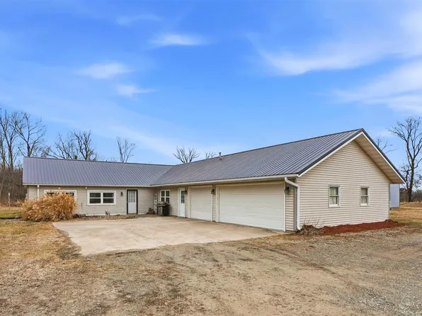 24538 118th St, Columbus Junction, IA 52738