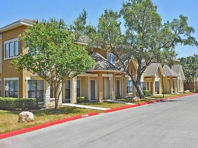 Providence Estates — Photo 4