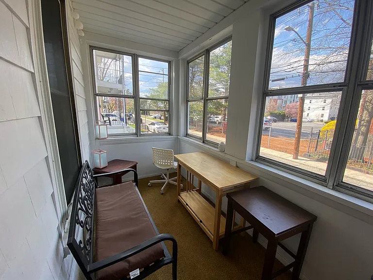 27 Lothrop St #1A — Photo 13