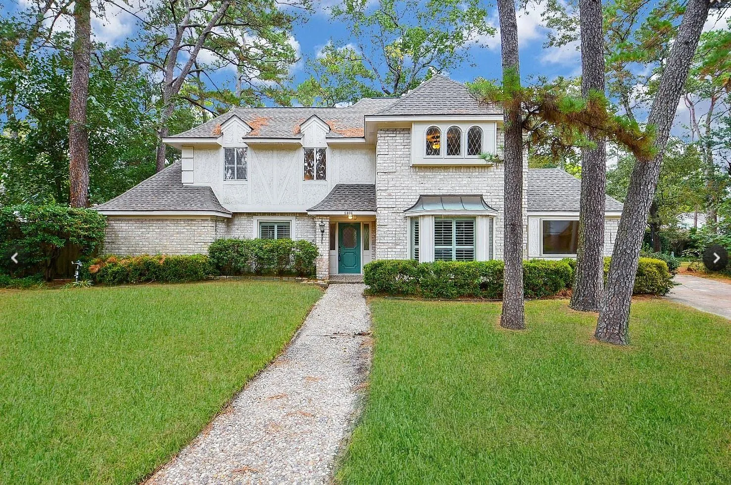 4 bed, 4.0 bath, 2998 sqft, $2,950 — Photo 1