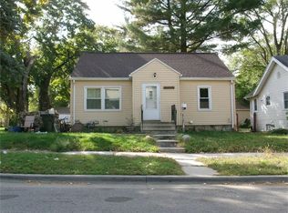 326 Charles St, Waterloo, IA 50703