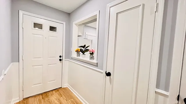 101 Scott Ln — Photo 3