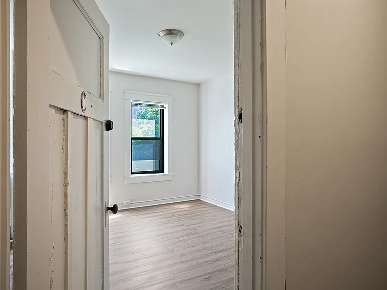 304 Bell St #33C — Photo 2