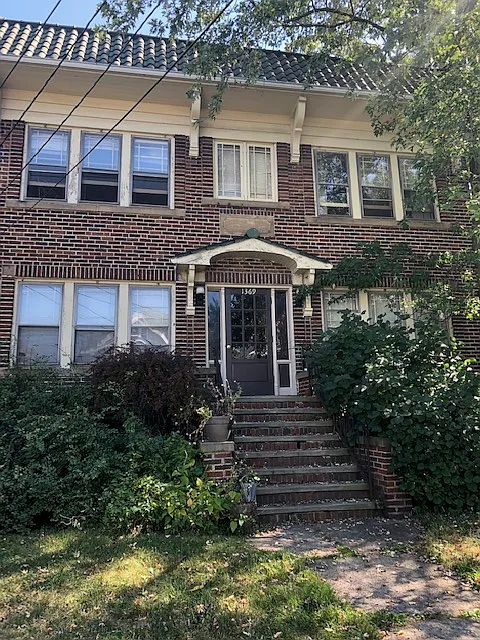 1 bed, 850 sqft, $1,100 — Photo 1
