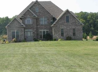 821 N County Rd #650W, Yorktown, IN 47396
