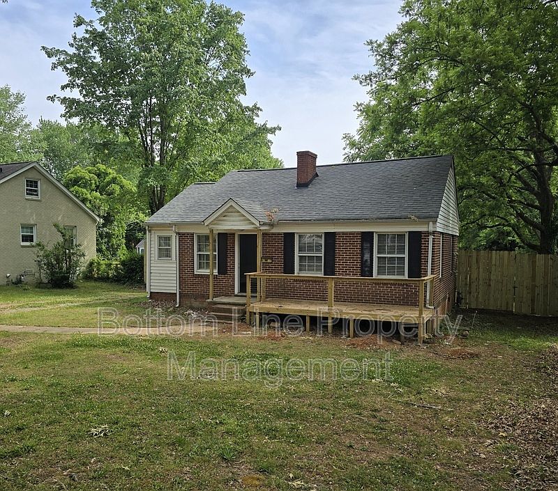 1st image of 5008 Doris Ave