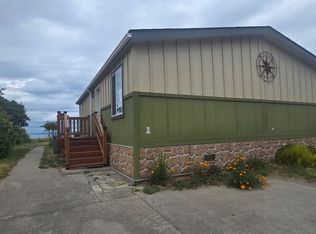 200 Cypress Cir, Port Angeles, WA 98362