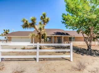 3680 Sunset Dr, Phelan, CA 92371