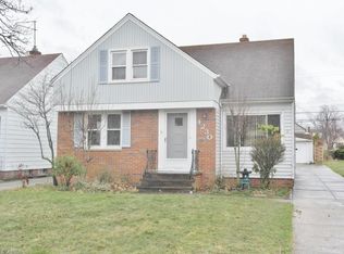 4230 Stonehaven Rd, South Euclid, OH 44121