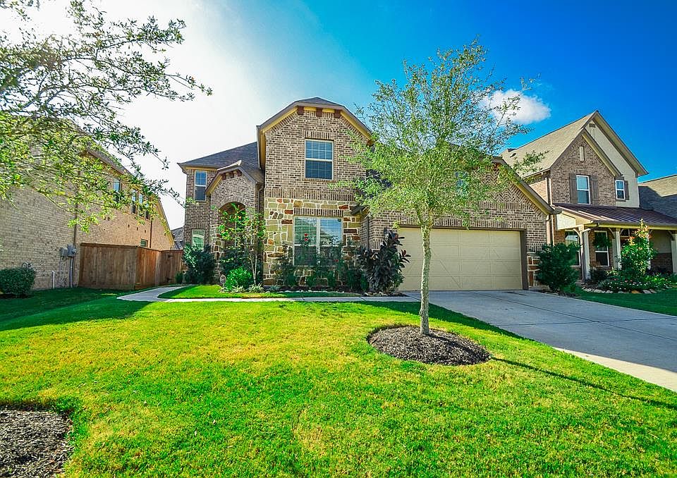 1st image of 23407 Farfalla Ln