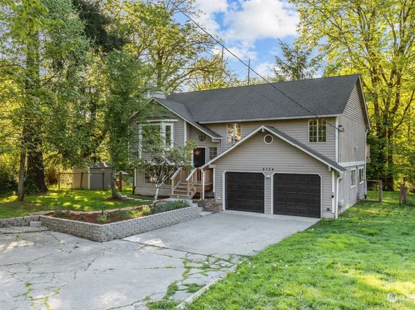 6734 S 112th Place, Seattle, WA 98178