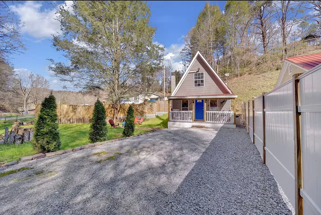 1 bed, $1,500 — Photo 1