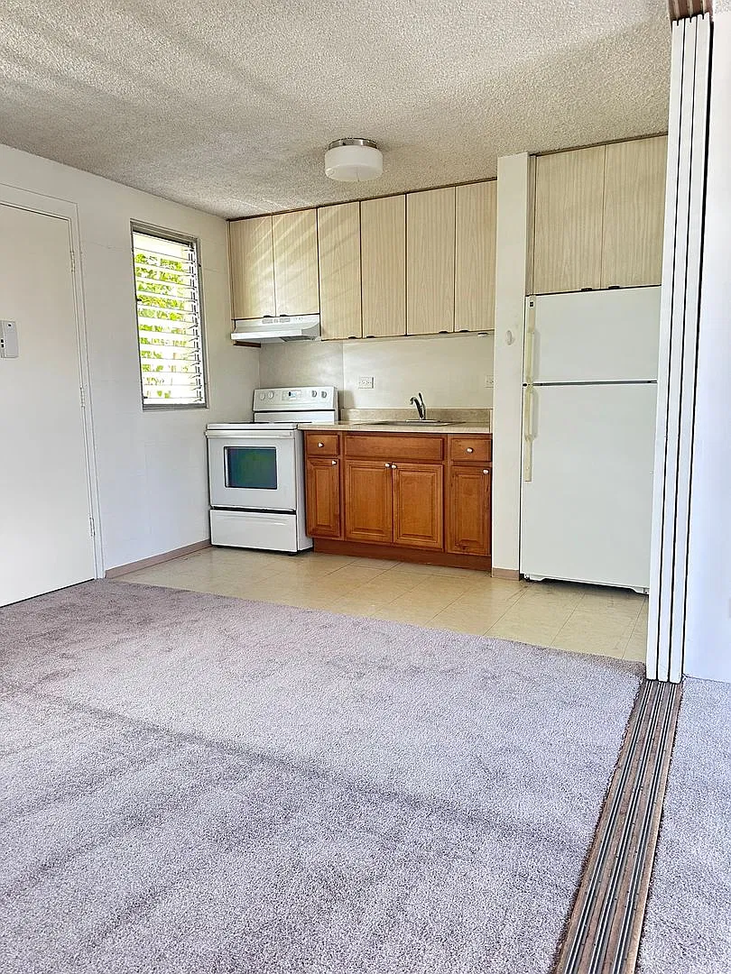 131J00- 1220 Matlock Avenue — Photo 3