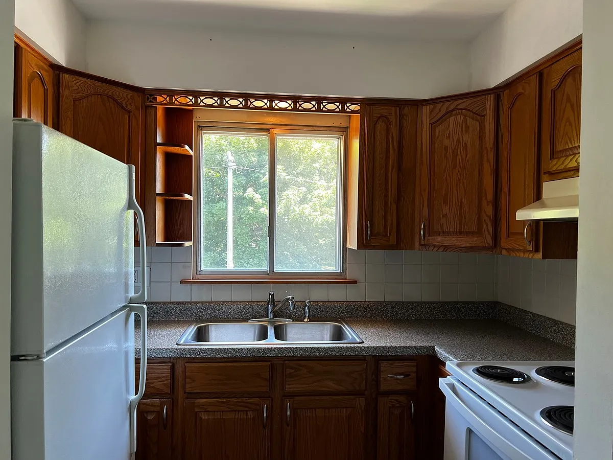 Building Photo - 4036 N California Ave #301