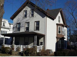 28 Moss St, Pawcatuck, CT 06379