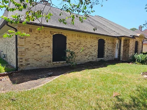 2nd image of 14819 Knightsway Dr