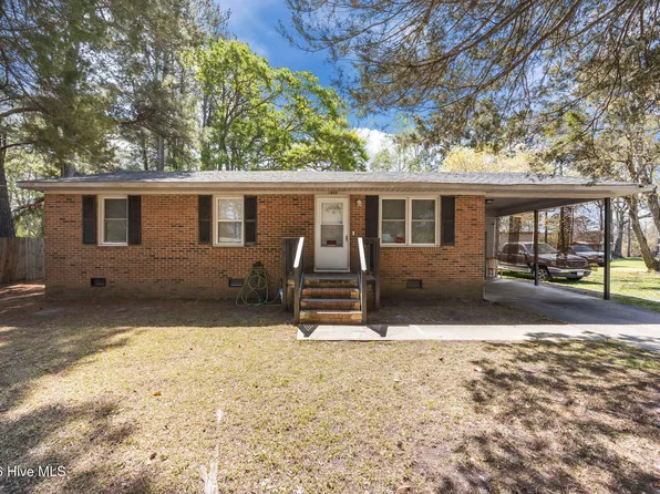 1935 King Drive, Greenville, NC 27834