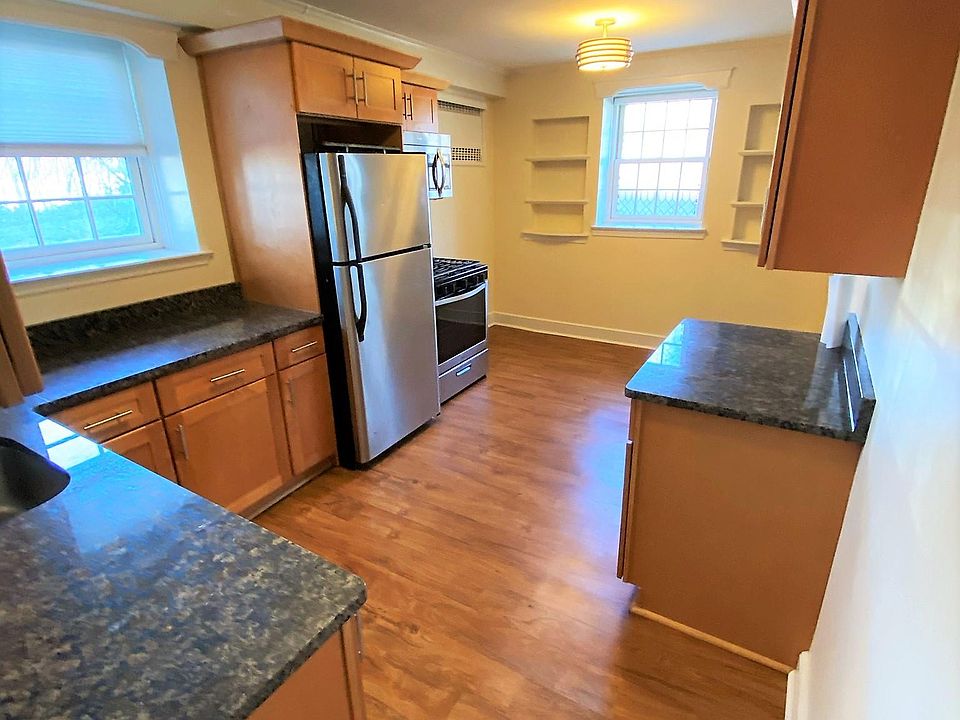 1st image of 3 Thomas Burgin Pkwy #1