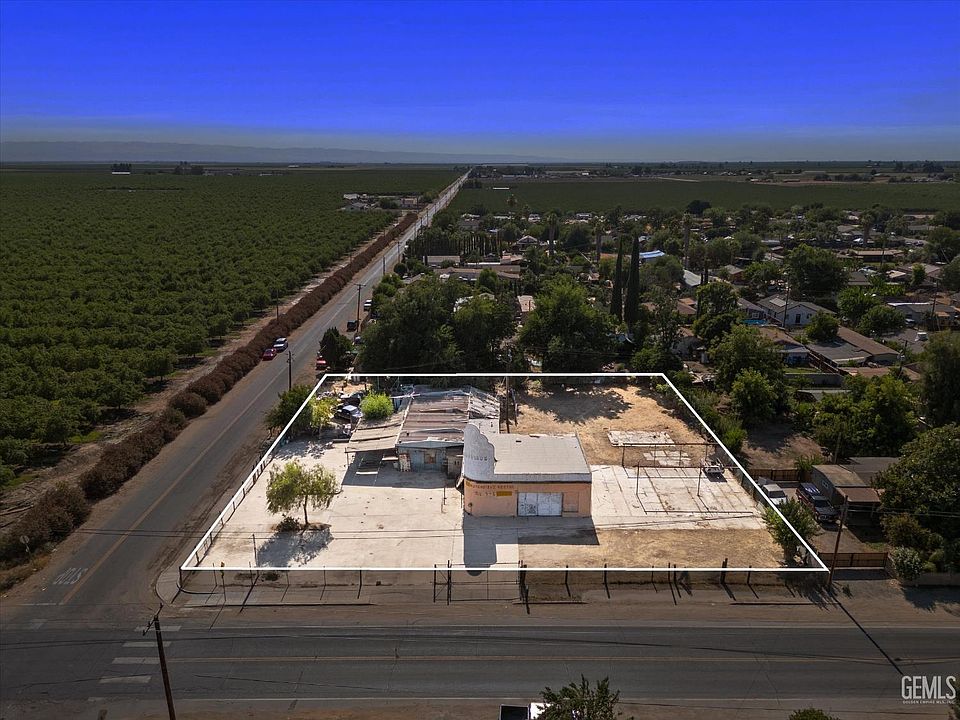 1st image of 18499 Shafter Ave