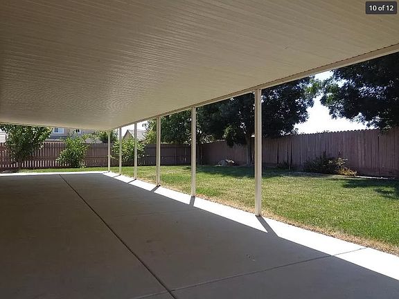 2nd image of 2084 N Bordeaux Cir