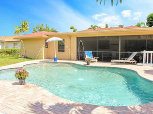 1047 Coral Dr, Boynton Beach, FL 33426
