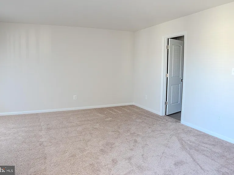 104 Cramsford St — Photo 9