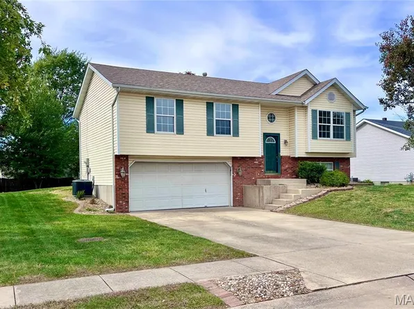 65 Ashbrooke, Troy, IL 62294