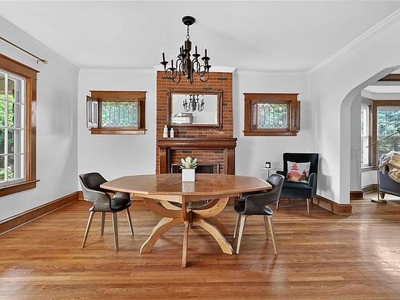 4th image of 907 W 32nd St
