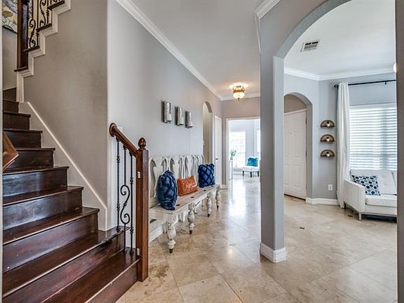 3rd image of 1701 Forsythe Dr