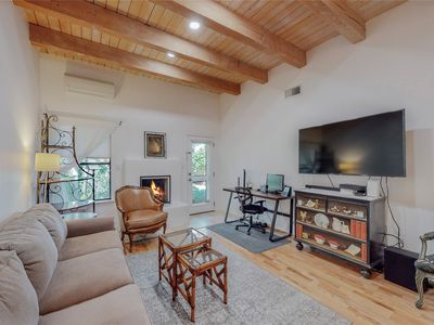 2328 Camino Del Prado, Santa Fe, NM, 87507