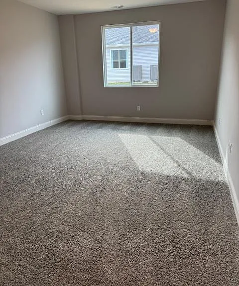 Mustang Cir — Photo 8