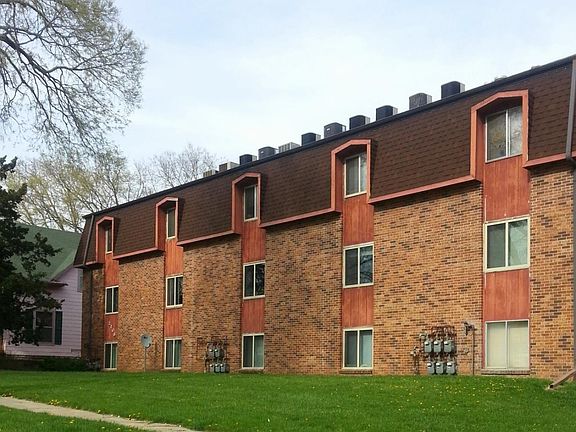 2nd image of 2108 N Cotner Blvd