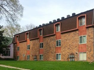2108 N Cotner Blvd, Lincoln, NE 68505