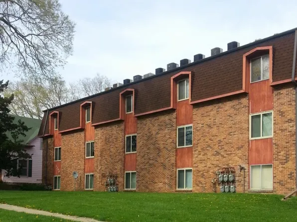 2108 N Cotner Blvd, Lincoln, NE 68505