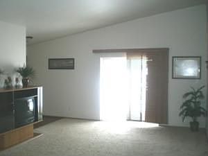 living room w/patio doors