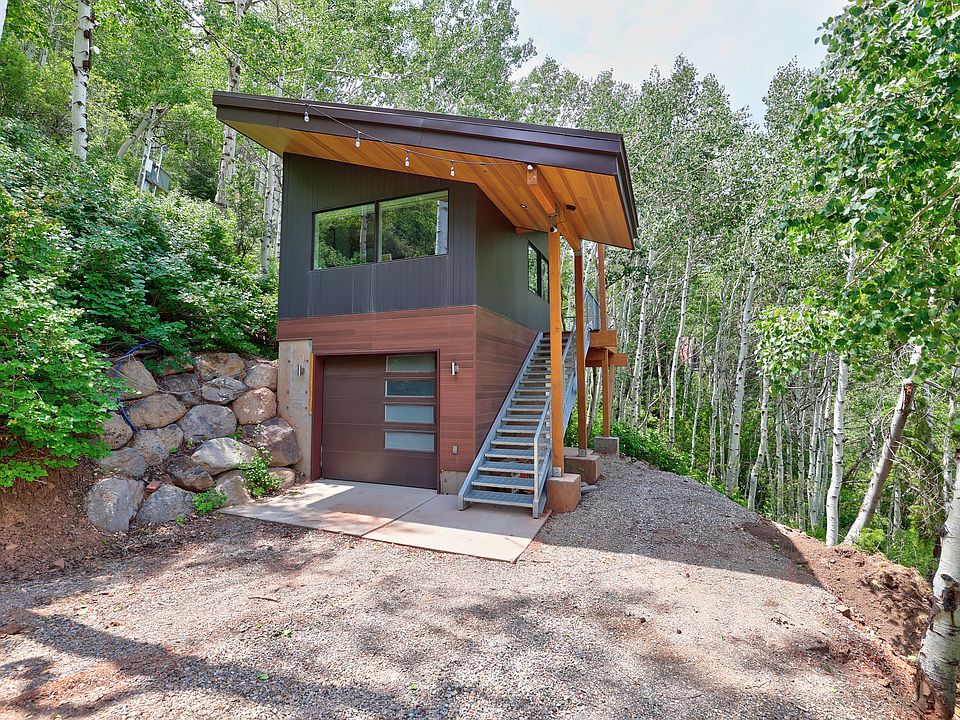 1st image of 2214 S Aspen Rd #424