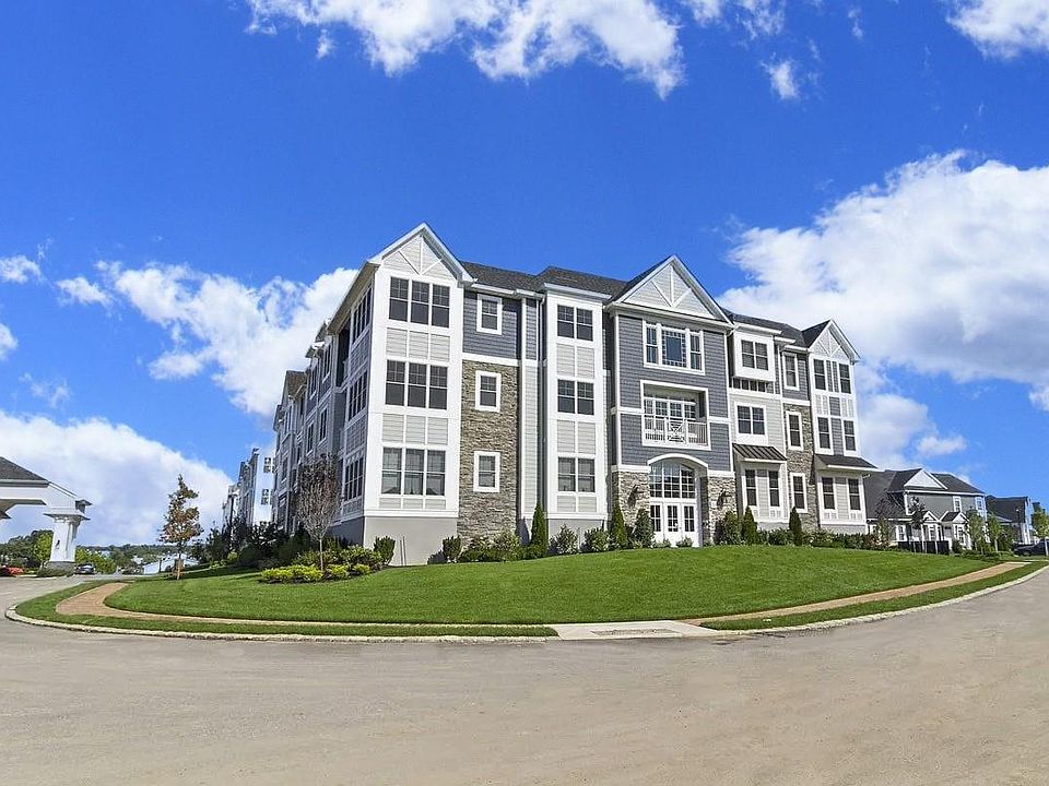 1st image of 34203 Winterberry Drive